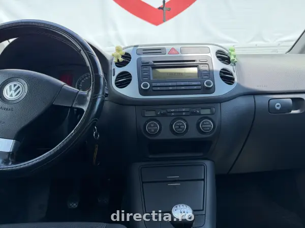 Poza anunț 12