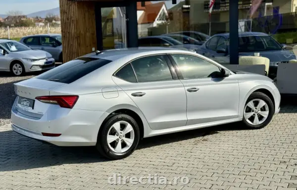Poza anunț 12
