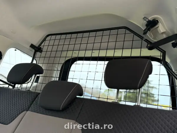 Poza anunț 12