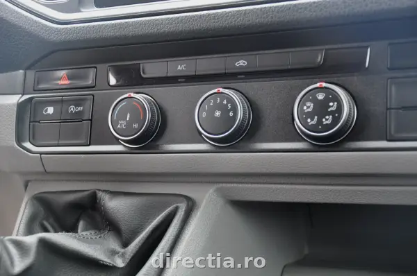 Poza anunț 18