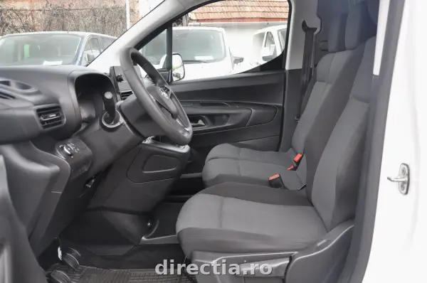 Poza anunț 14