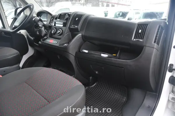 Poza anunț 14