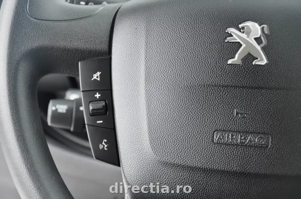 Poza anunț 23