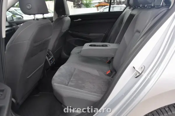 Poza anunț 11