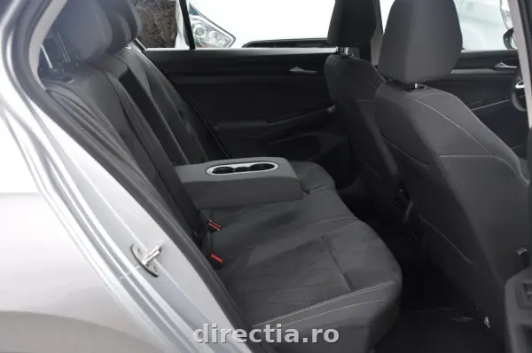 Poza anunț 8