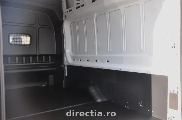 Poza anunț 11