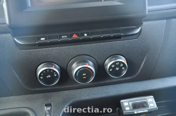 Poza anunț 18