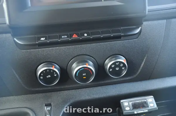 Poza anunț 17