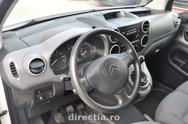 Poza anunț 13