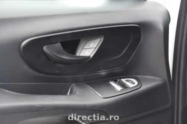 Poza anunț 13