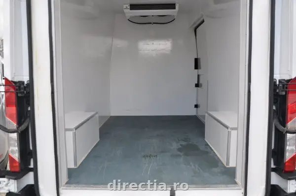 Poza anunț 8