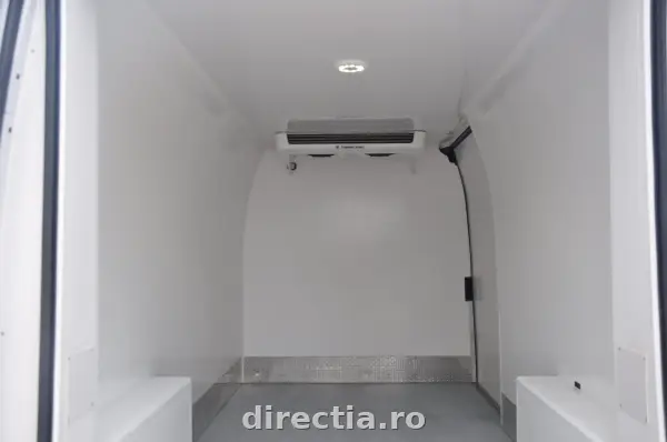 Poza anunț 8