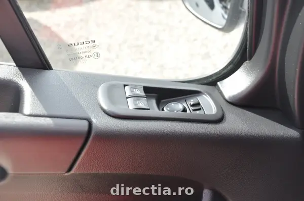 Poza anunț 19