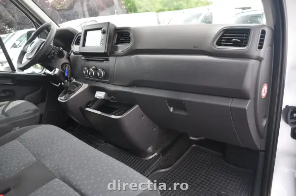 Poza anunț 12