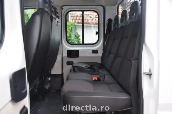 Poza anunț 12