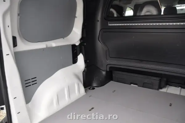 Poza anunț 10