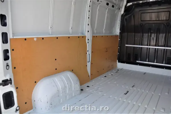 Poza anunț 11
