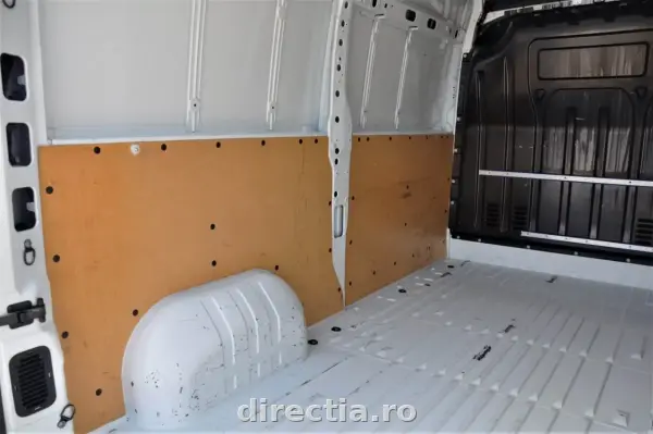 Poza anunț 10