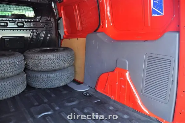 Poza anunț 12