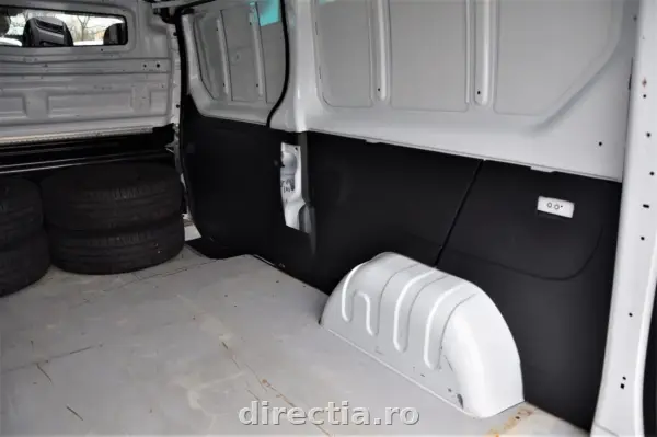 Poza anunț 12