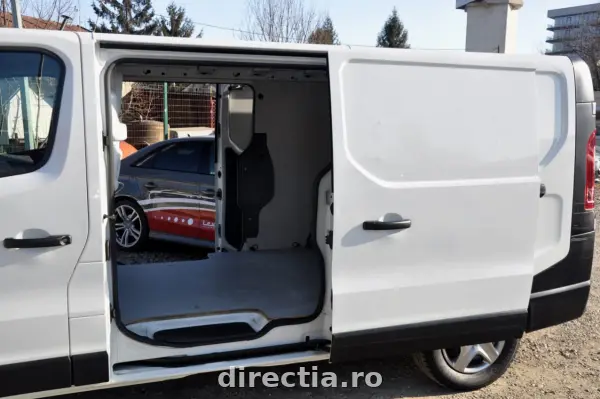Poza anunț 12