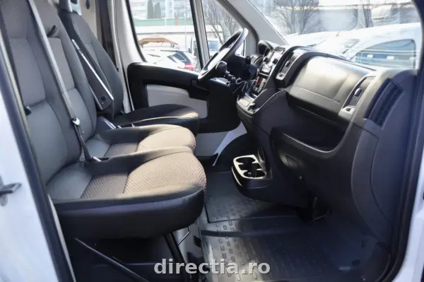 Poza anunț 13