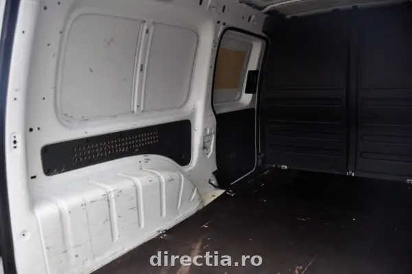 Poza anunț 11