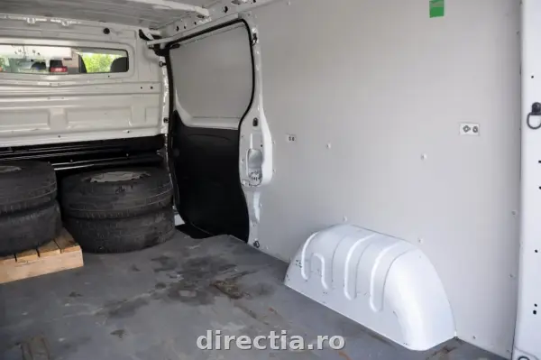 Poza anunț 11