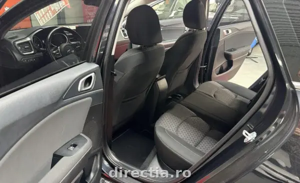 Poza anunț 18