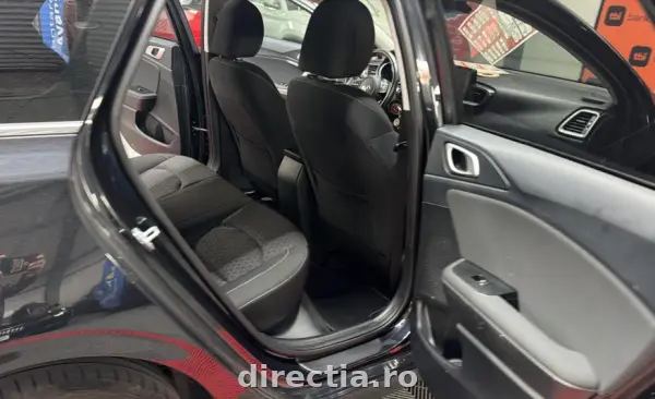 Poza anunț 13
