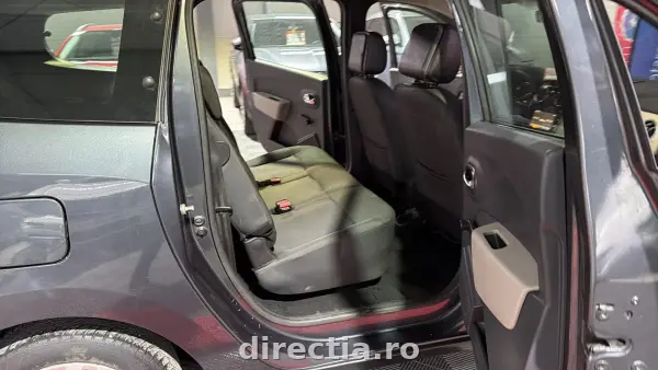 Poza anunț 18