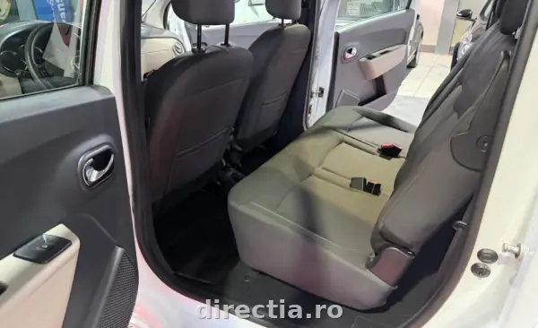 Poza anunț 12