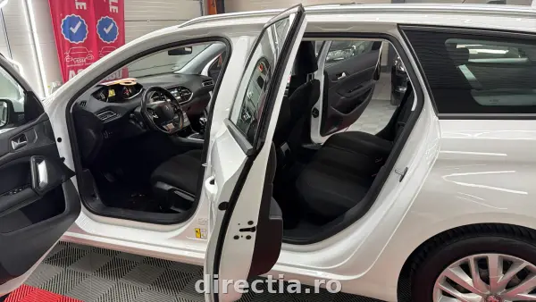 Poza anunț 12