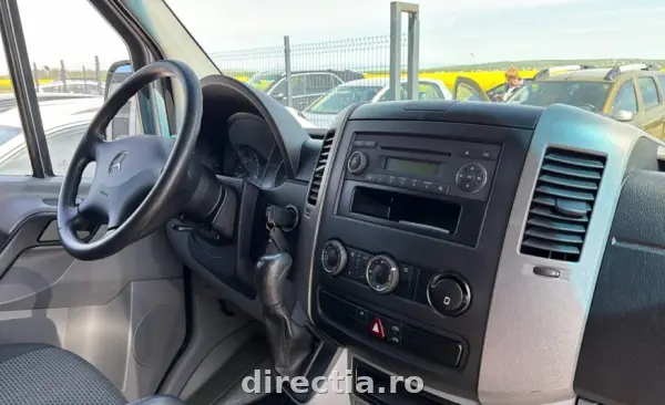 Poza anunț 24