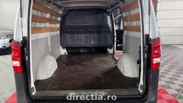 Poza anunț 28
