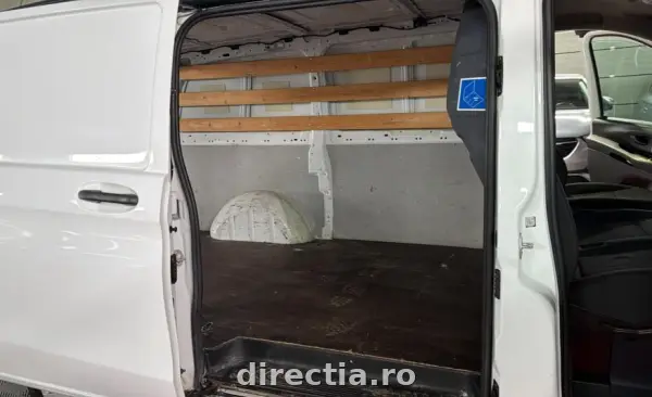 Poza anunț 23