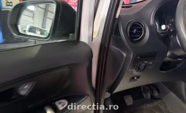 Poza anunț 16
