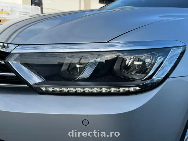 Poza anunț 12