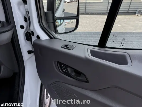 Poza anunț 18