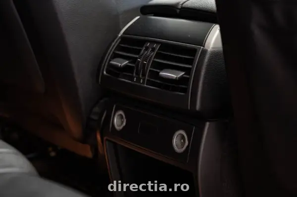 Poza anunț 28
