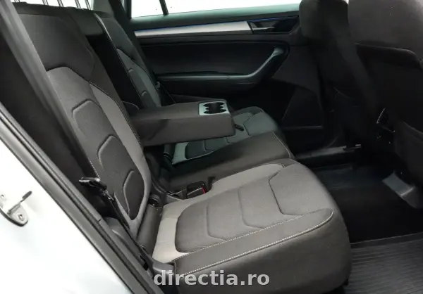 Poza anunț 16