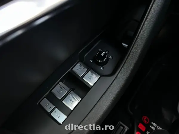 Poza anunț 37