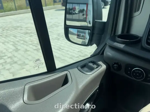 Poza anunț 13