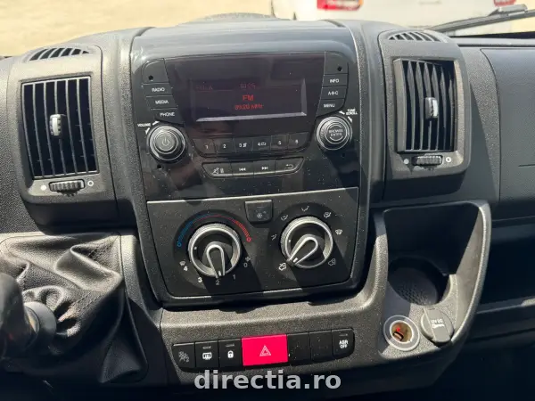 Poza anunț 11
