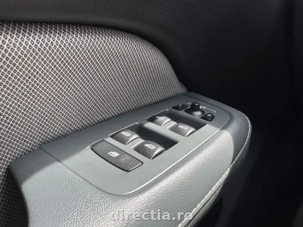 Poza anunț 12
