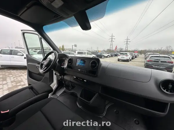 Poza anunț 18