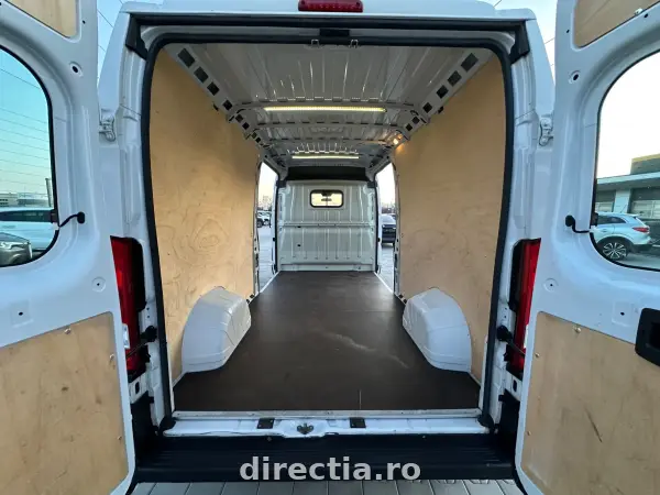 Poza anunț 11