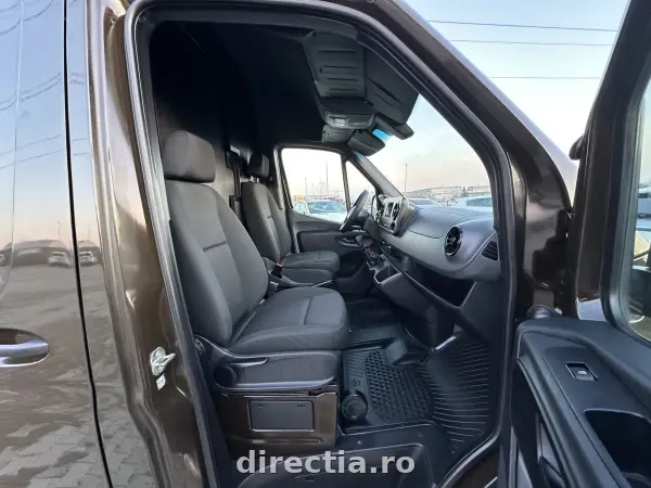 Poza anunț 18