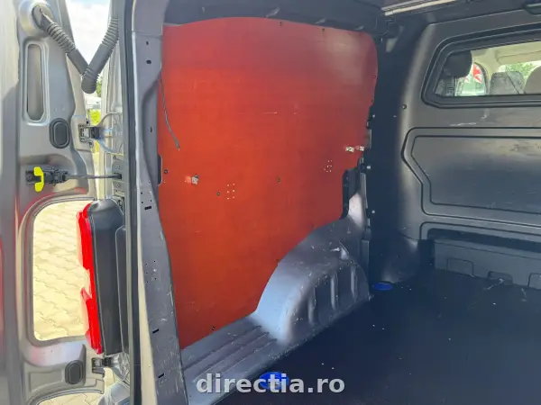Poza anunț 23