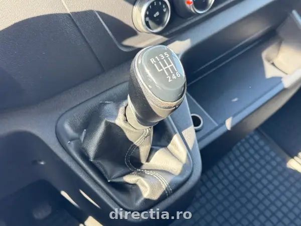 Poza anunț 11